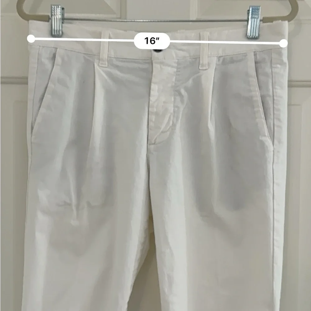 Eleventy White Pleated Chinos